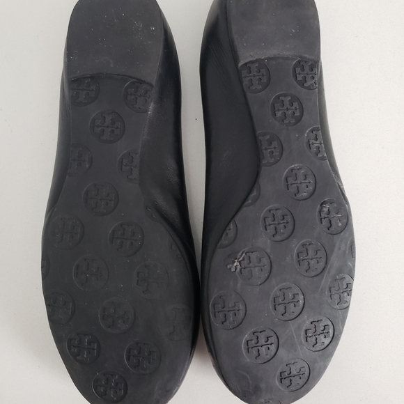 Tory Burch Reva Ballet Flat. Black Leather,  Gold Logo. - Picture 5 of 12